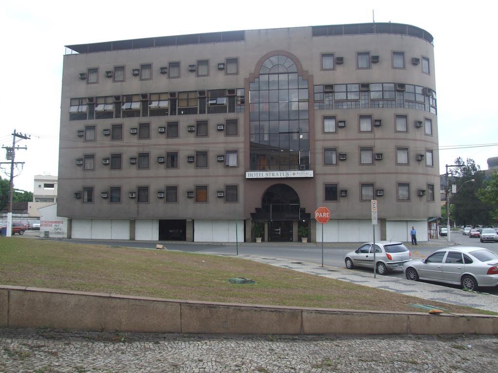 Stratus Vila Hotel ヴォルタ・レドンダ エクステリア 写真