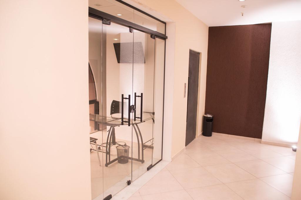 Stratus Vila Hotel ヴォルタ・レドンダ エクステリア 写真