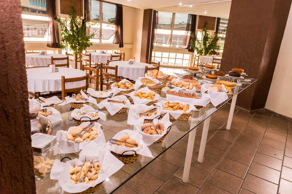 Stratus Vila Hotel ヴォルタ・レドンダ エクステリア 写真
