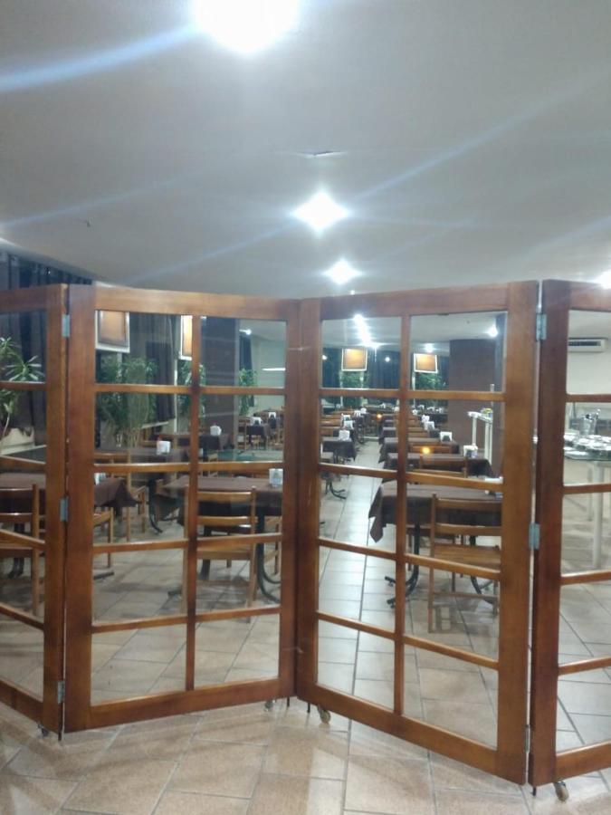 Stratus Vila Hotel ヴォルタ・レドンダ エクステリア 写真